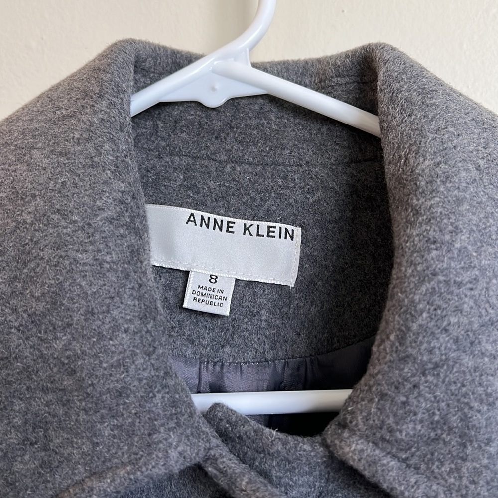 Wool coat - Picture 2 of 7